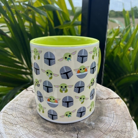 PRE-OWNED STAR WARS MANDALORIAN BABY YODA COFFEE MUG/CUP 20 OZ - Picture 6 of 8